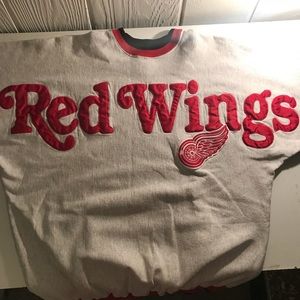 ❤️ VINTAGE RED WINGS SWEATER SIZE LARGE ❤️